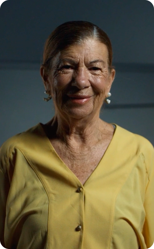 Beneficiada del Centro de Capacitación de Adultos Mayores Casita FUNAET